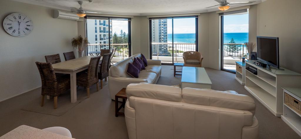 Carrington Court 3* Main Beach