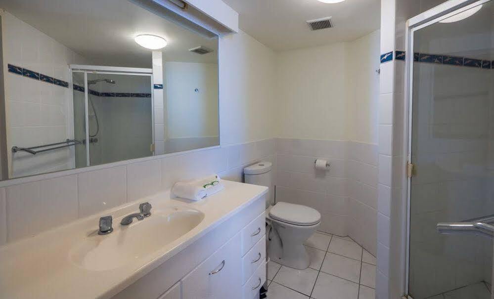 Carrington Court 3*